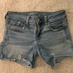 American Eagle super stretch midi short (size 4)